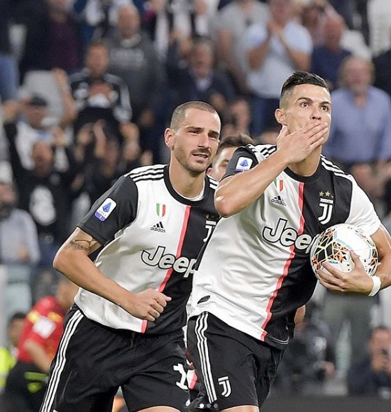 梅西第六度获奖