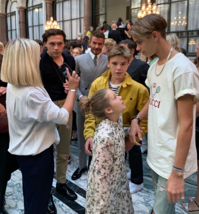 哈珀,小七,贝嫂,维多莉亚,贝克汉姆