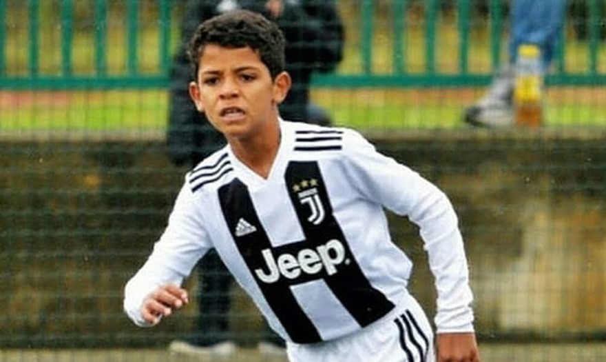 C罗大儿子迷你罗