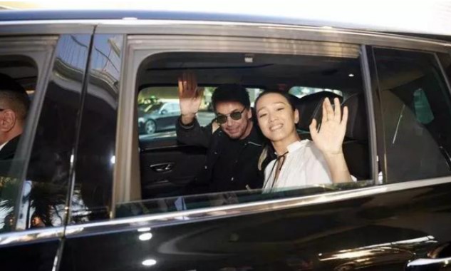 巩俐夫妇出席总统宴会