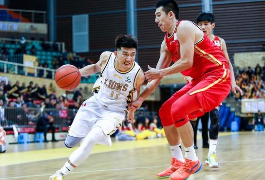 11人全部得分 广厦赢下全华班对战主场8战全胜