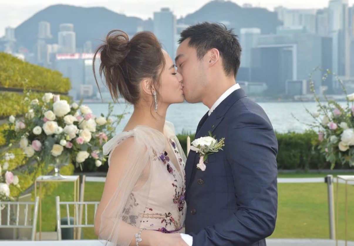 钟欣潼、赖弘国离婚