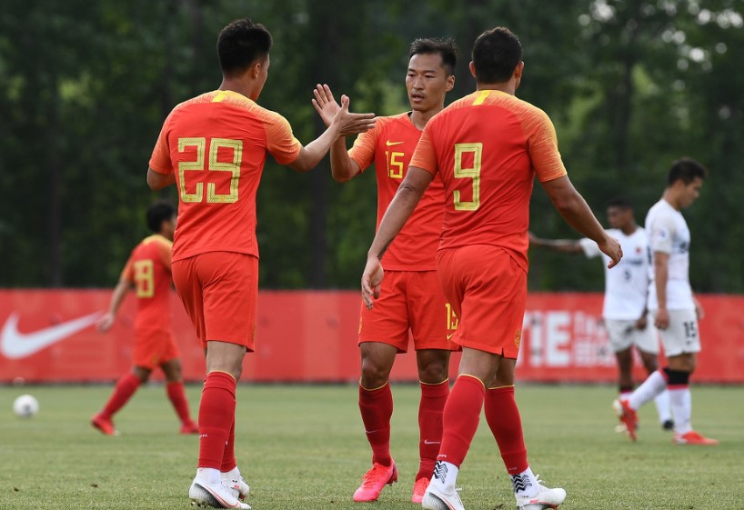 热身赛：国足4-1上港