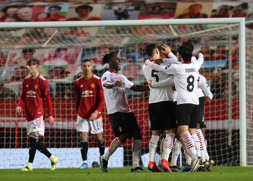 欧联-曼联补时丢球1-1米兰