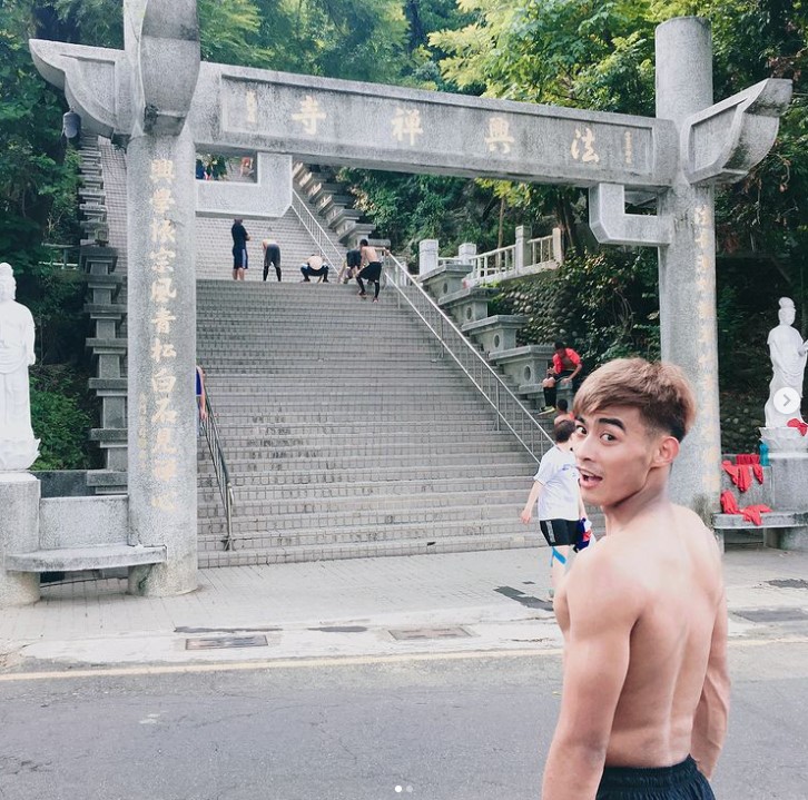 柔道男神杨勇纬