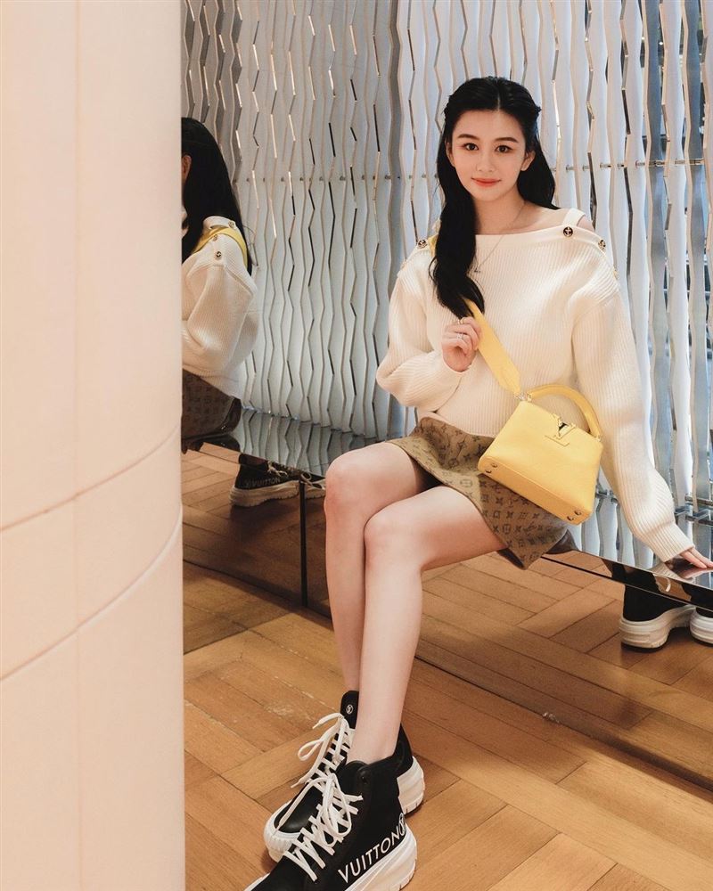 邱淑贞女儿沈月