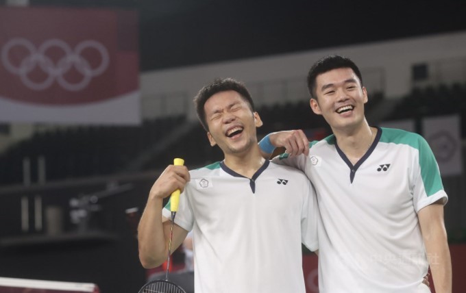 羽球男双,王齐麟,李洋