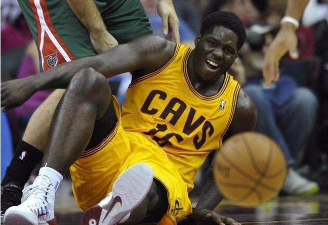 雄鹿112:97击败尼克斯