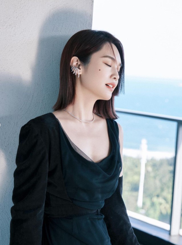 杨丞琳发布一组大片她