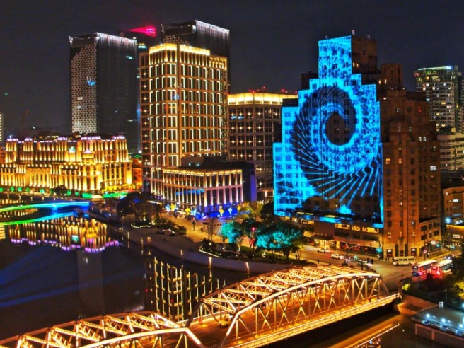 COACH灯光投影秀