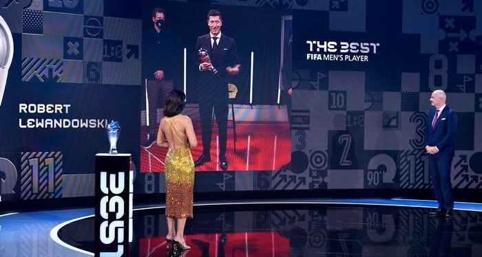 罗伯特•莱万多夫斯基