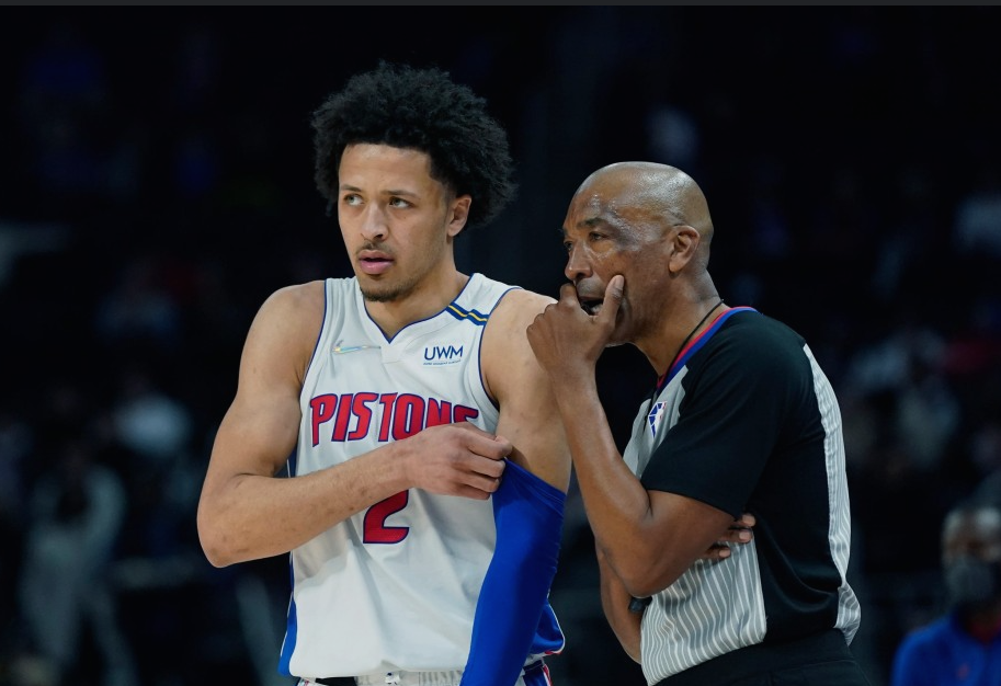 康宁汉姆,队史最年轻