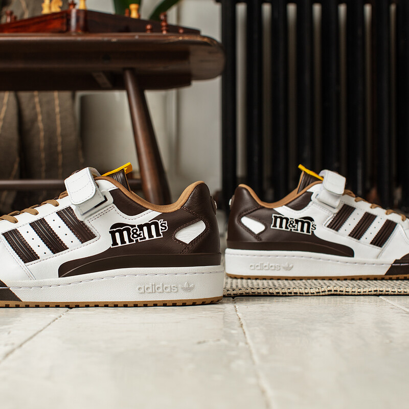 阿迪达斯M&M’s