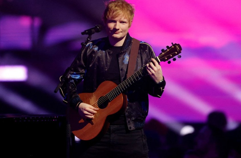 蕾哈娜秘密生子