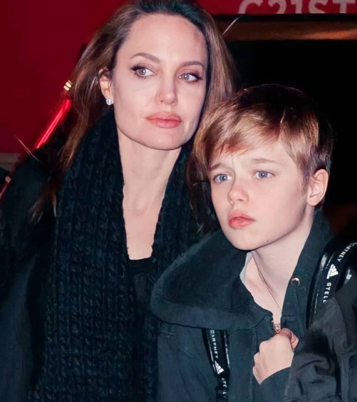 希萝努韦尔裘莉彼特