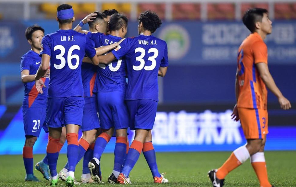 申花2-1逆转泰山