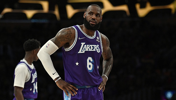 38岁詹姆斯,湖人新赛季