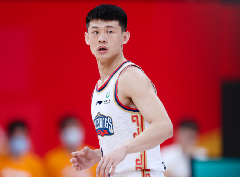  广东队战胜同曦队