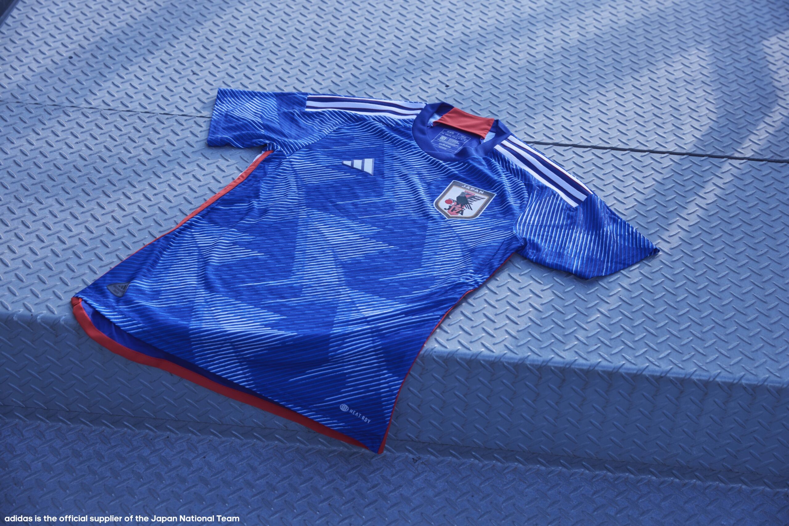 日本公開新主客戰衣,世界盃　