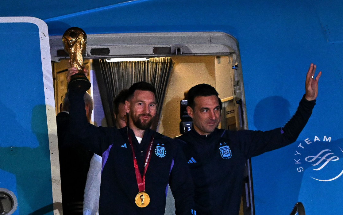 阿根廷夺冠游行