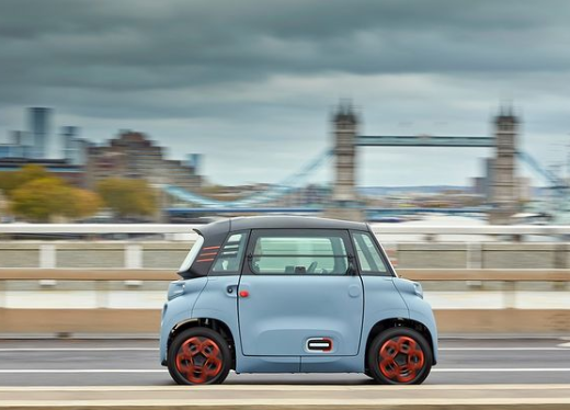 雪铁龙迷你电动车