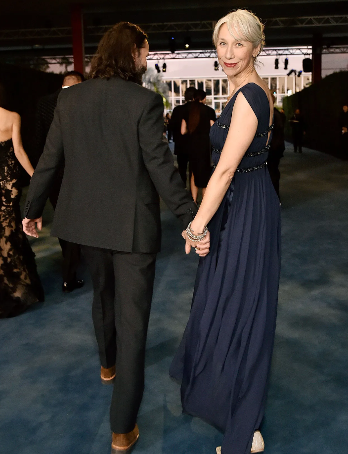 Alexandra Grant,基努利瓦伊