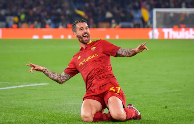 逆转淘汰费耶诺德