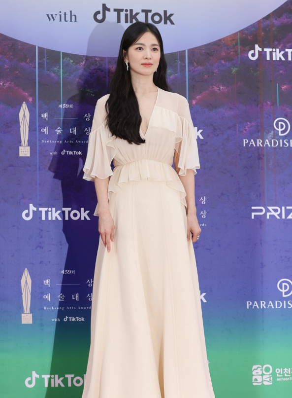 宋慧乔百想视后,黑暗荣耀