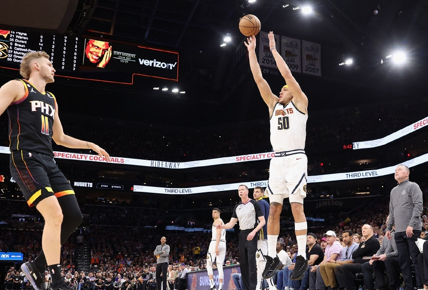 布克合砍72,NBA季后赛