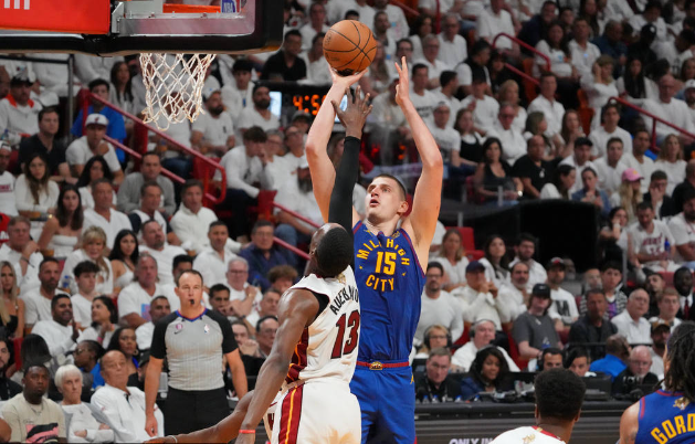 总决赛G3,掘金,约基奇,穆雷