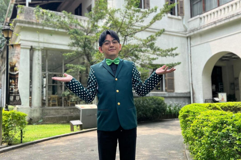 黄子佼道歉,性骚