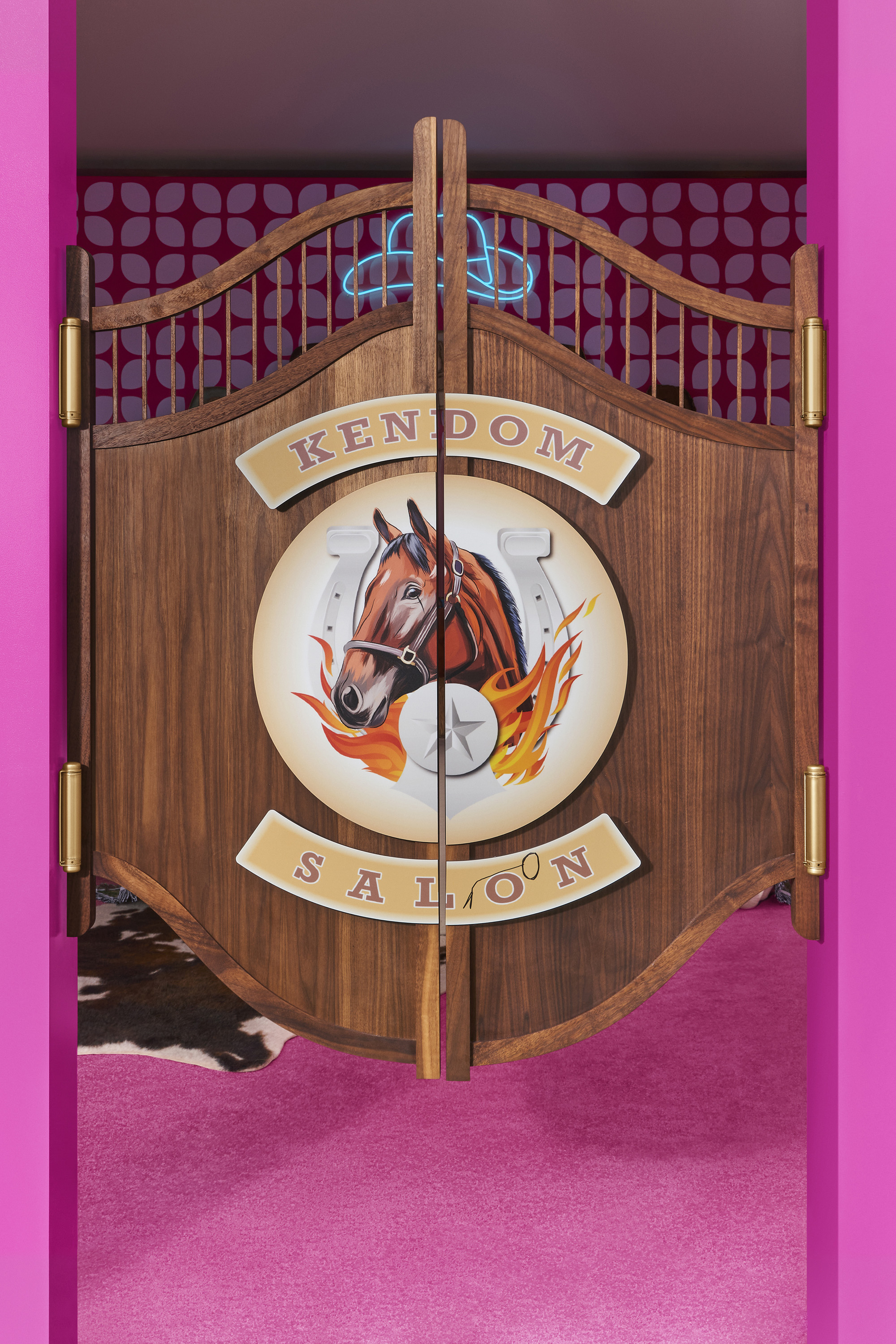 Airbnb,Barbie,Margot Robbie