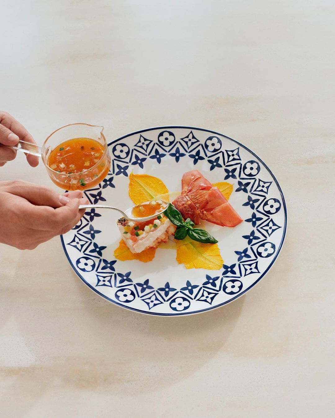 LV夏季渡假咖啡厅,LOUIS VUITTON