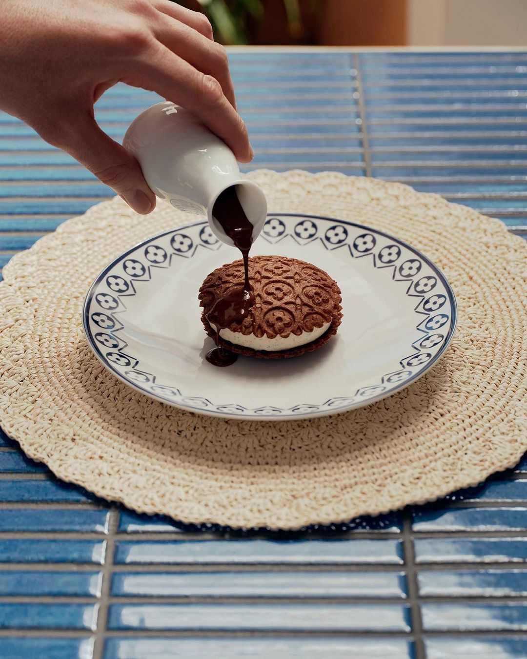 LV夏季渡假咖啡厅,LOUIS VUITTON