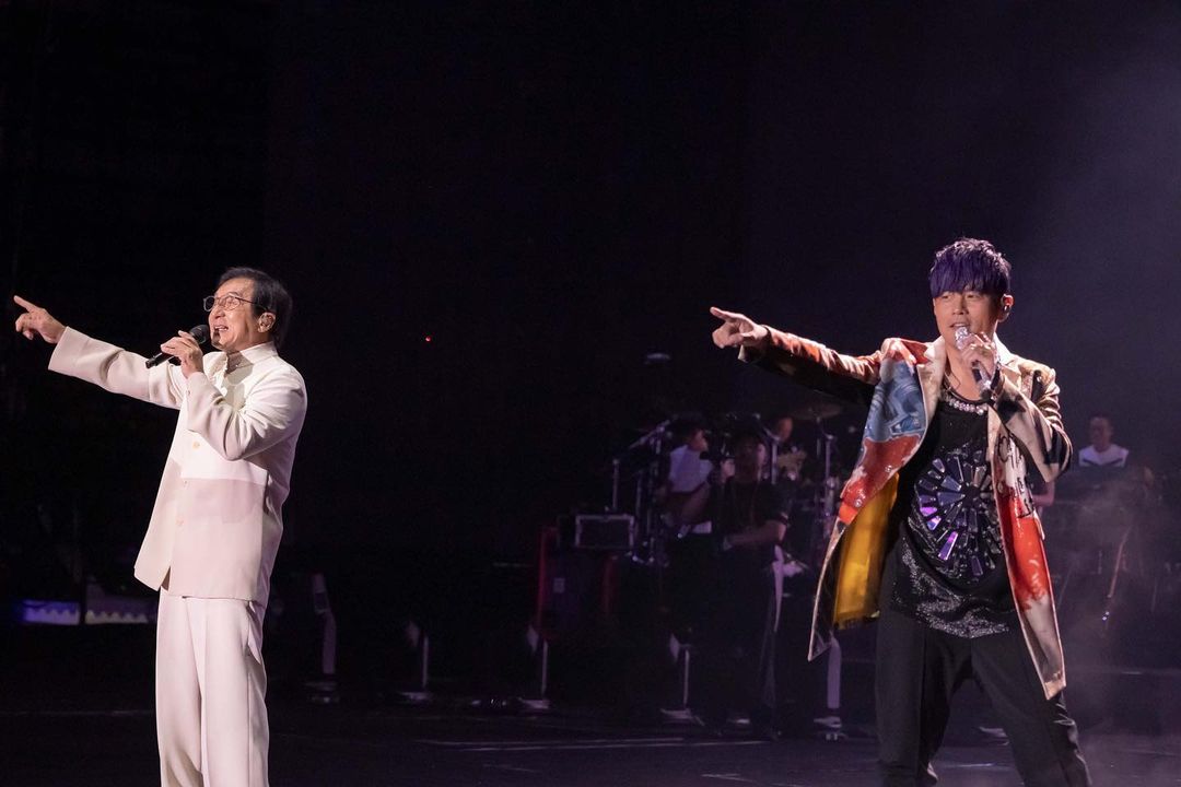 嘉年华世界巡回演唱会