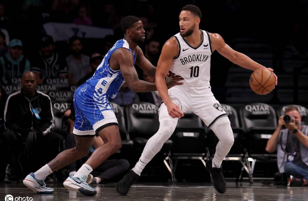 以色列著名篮球队,西蒙斯