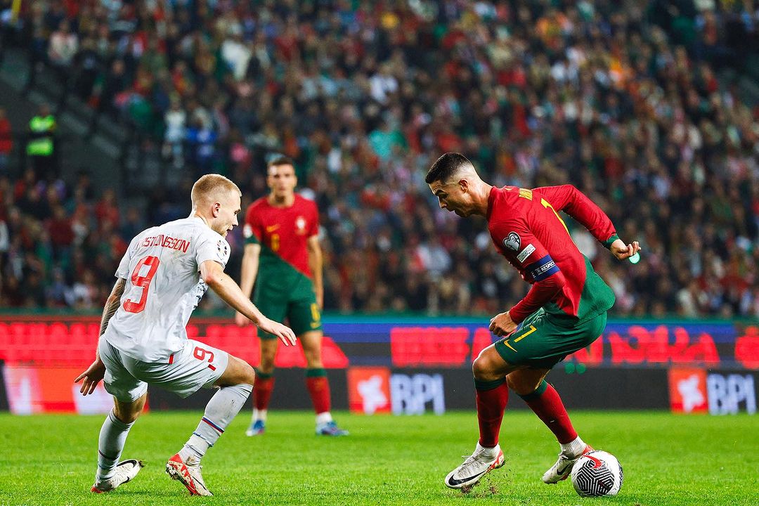 C罗, Cristiano Ronaldo, 葡萄牙2-0冰岛, 欧洲国家杯外围赛, 葡萄牙主场