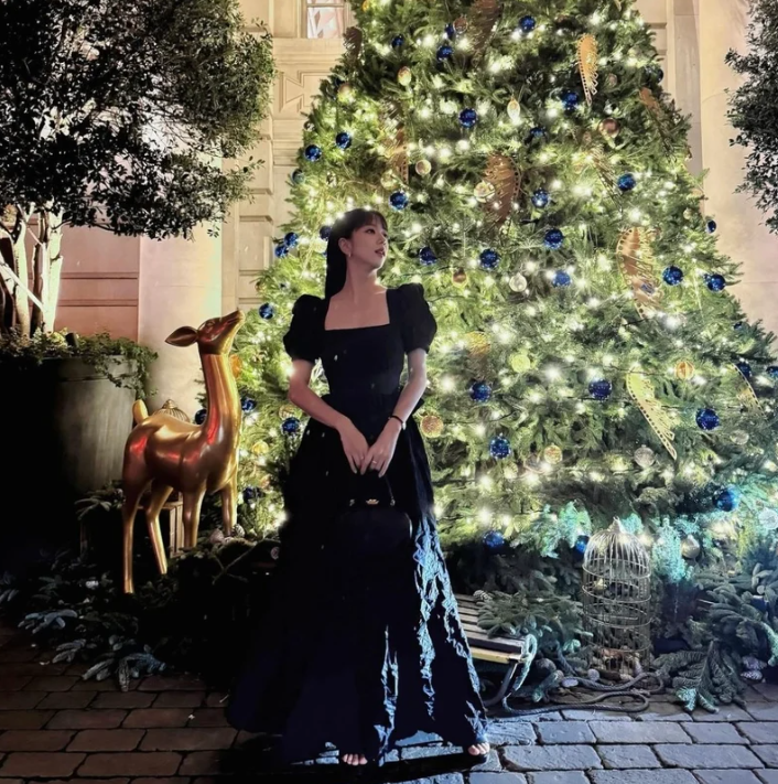 BLACKPINK,出席A国宴,英国网红, Jisoo, Rose, Lisa