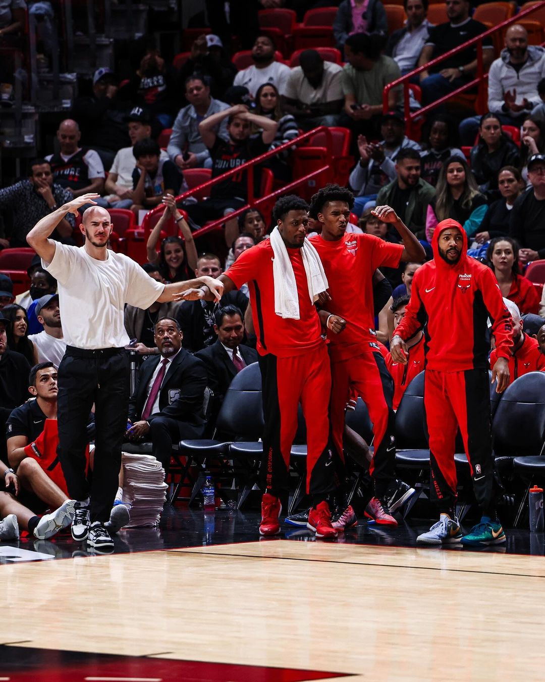 恩比德,德罗赞, 芝加哥公牛,费城76人,NBA常规赛