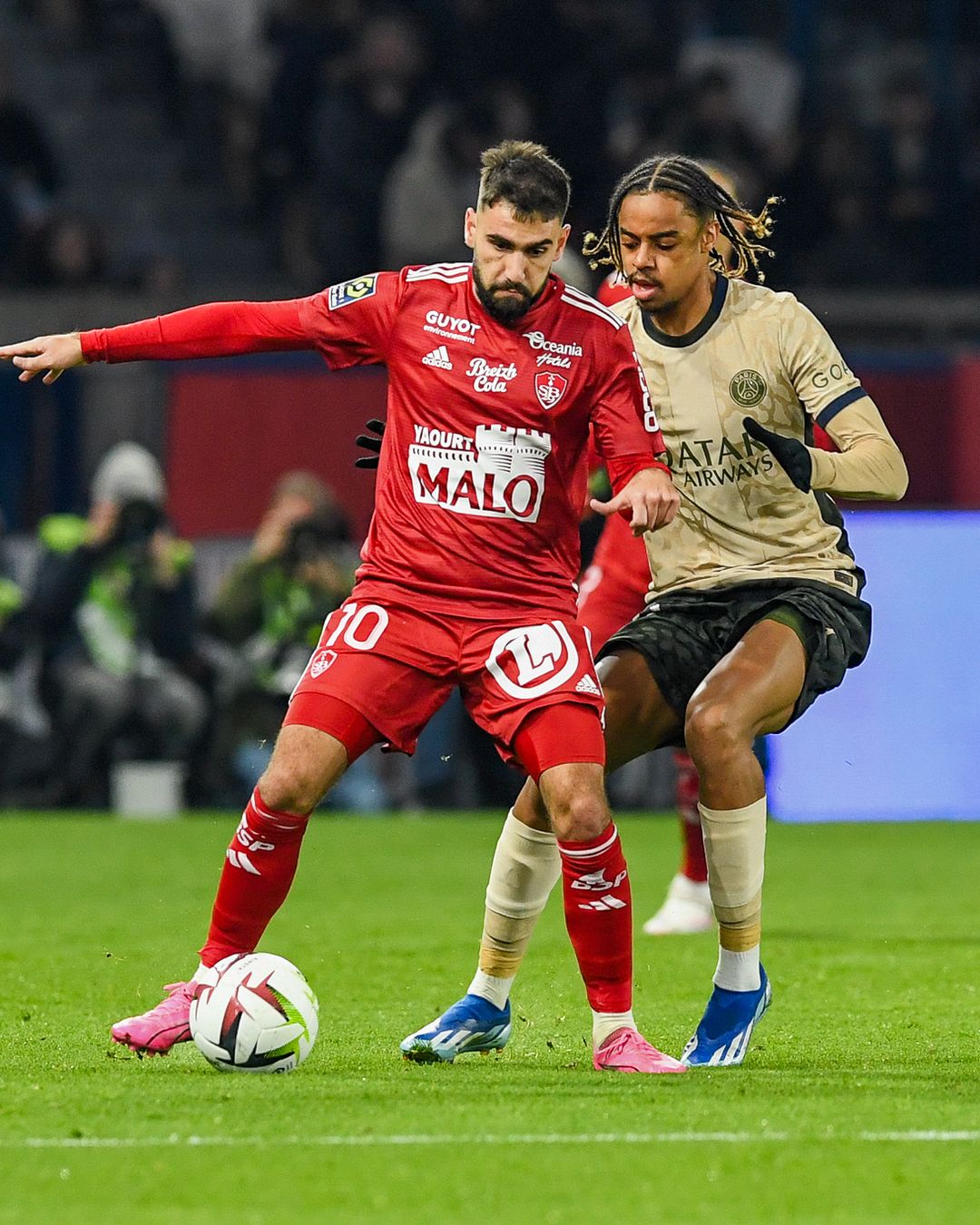 法甲联赛,巴黎,布雷斯特,阿森西奥,穆阿尼建功,巴尔科拉