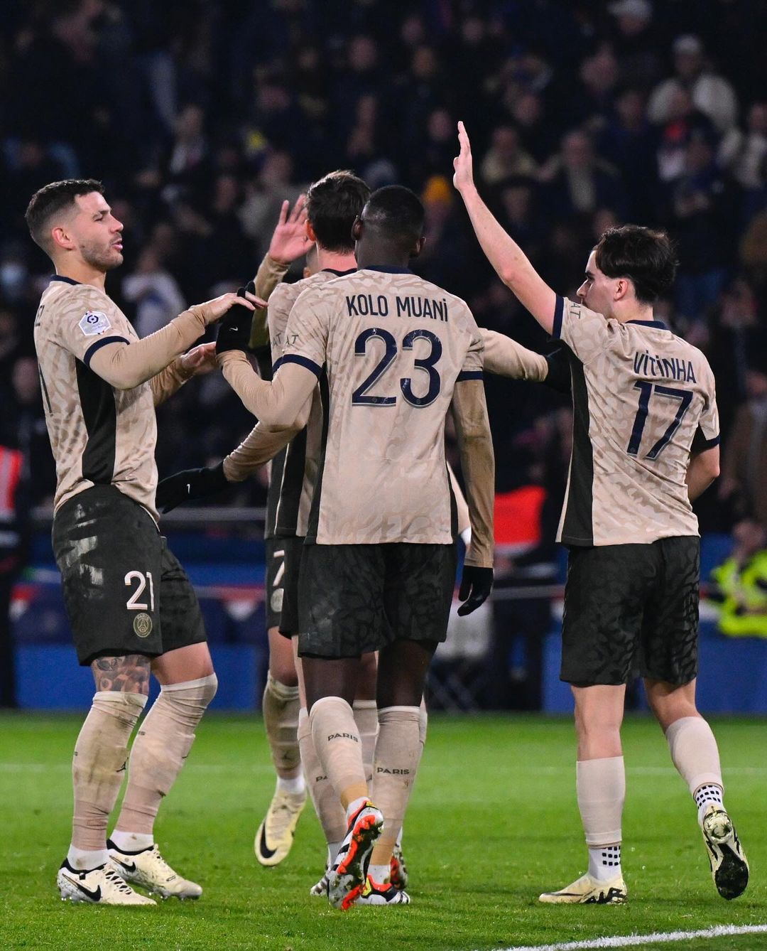 法甲联赛,巴黎,布雷斯特,阿森西奥,穆阿尼建功,巴尔科拉