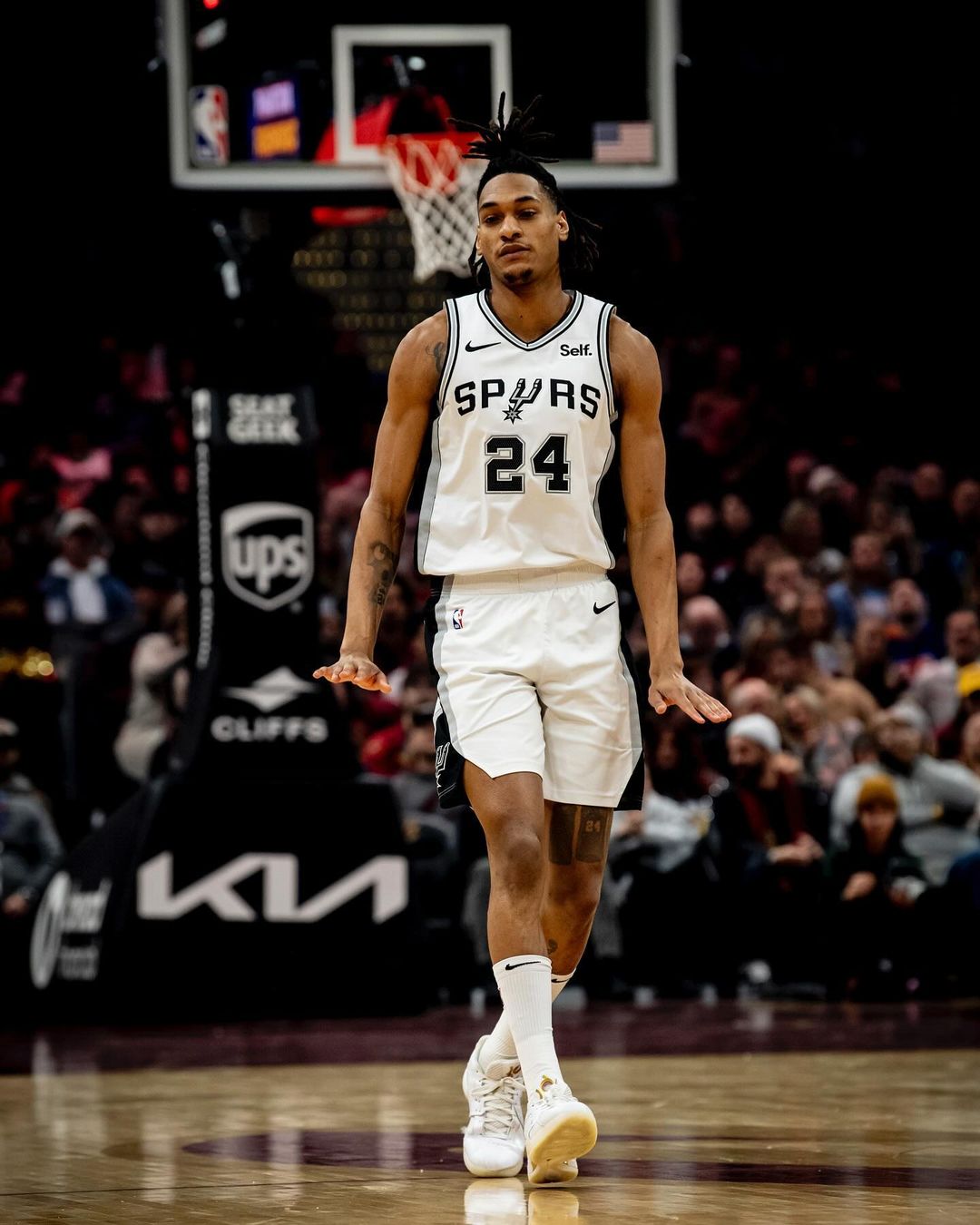 NBA常规赛,马刺客场,骑士, 圣安东尼奥马刺,法国怪物