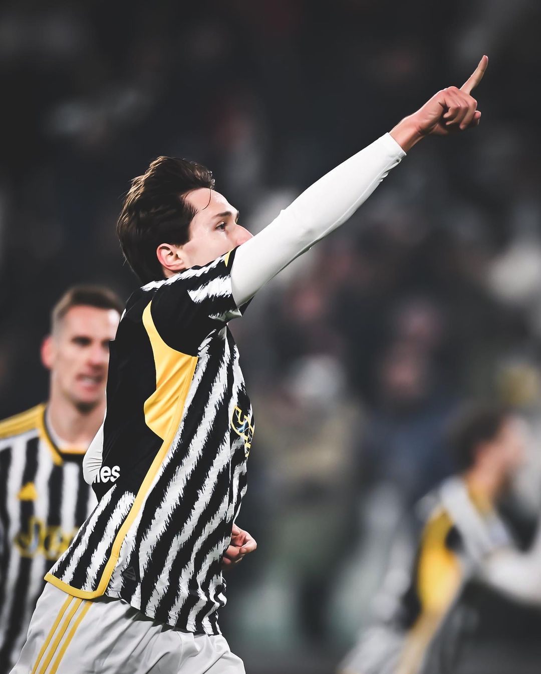 尤文,国米,意甲争冠,任意球破门,萨索洛