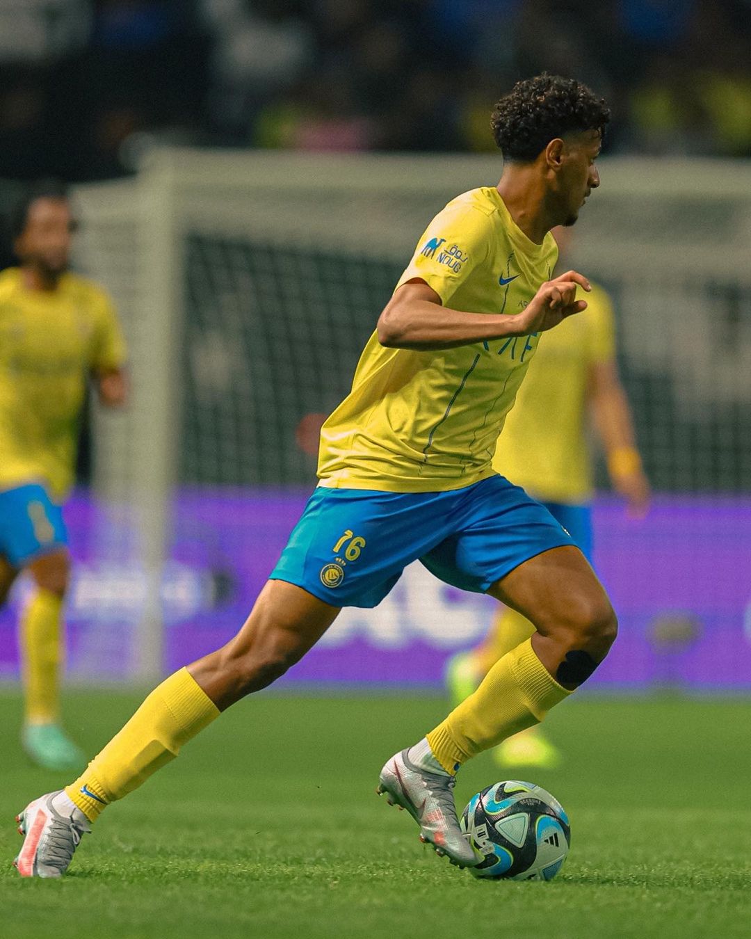 一场0-6让梅西不敢相信 梅西C罗全程无交流 沙特球队友谊赛狂胜美职联！不是一个档次？