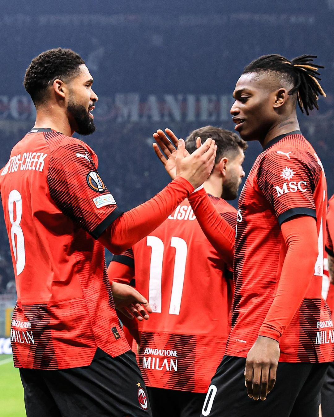 欧联杯1/8决赛, 欧联杯附加赛,AC米兰,雷恩,奇克双响,莱奥建功