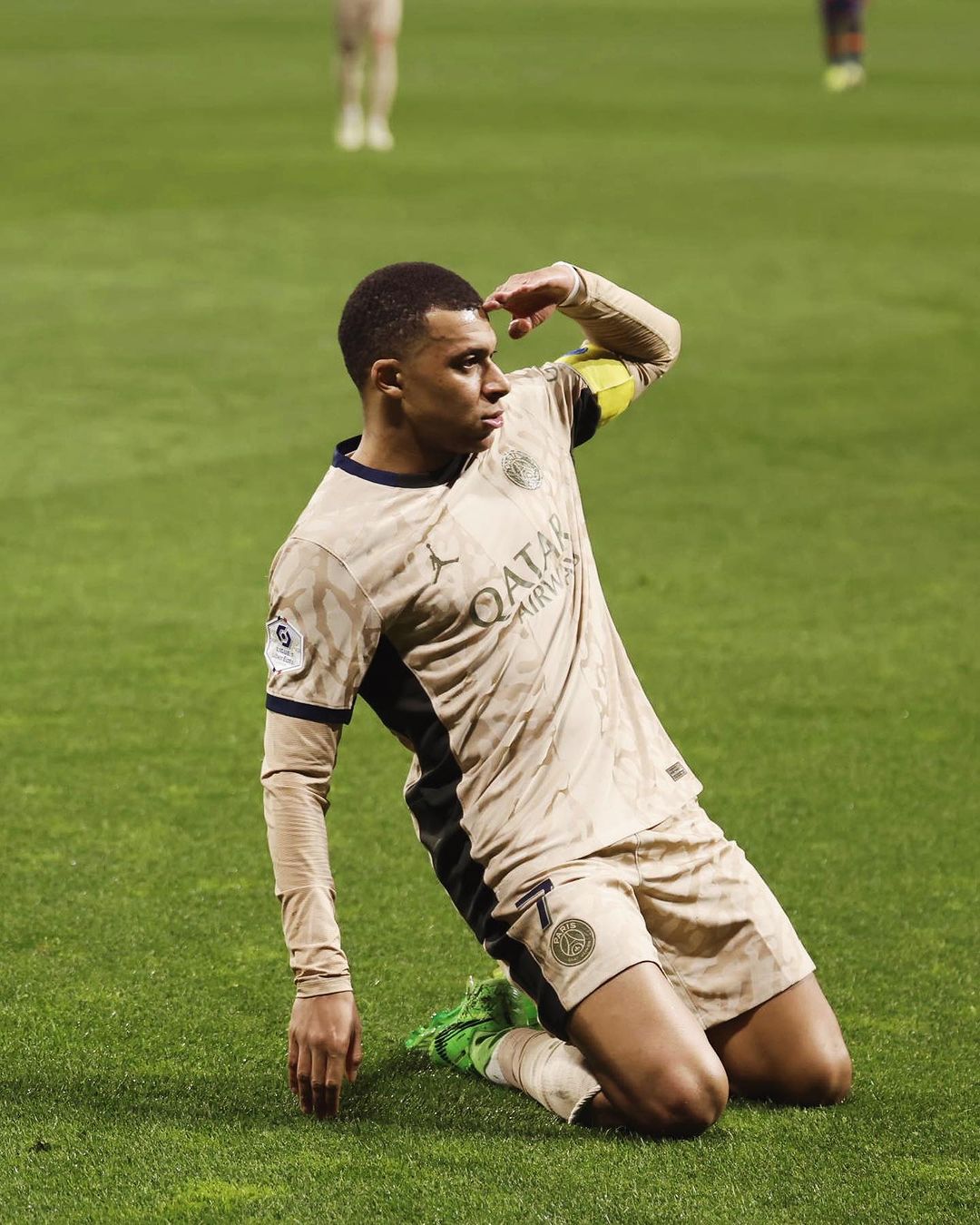 圣日耳曼,豪取11连胜,姆巴佩莱万,法甲联赛,蒙彼利埃,恩里克