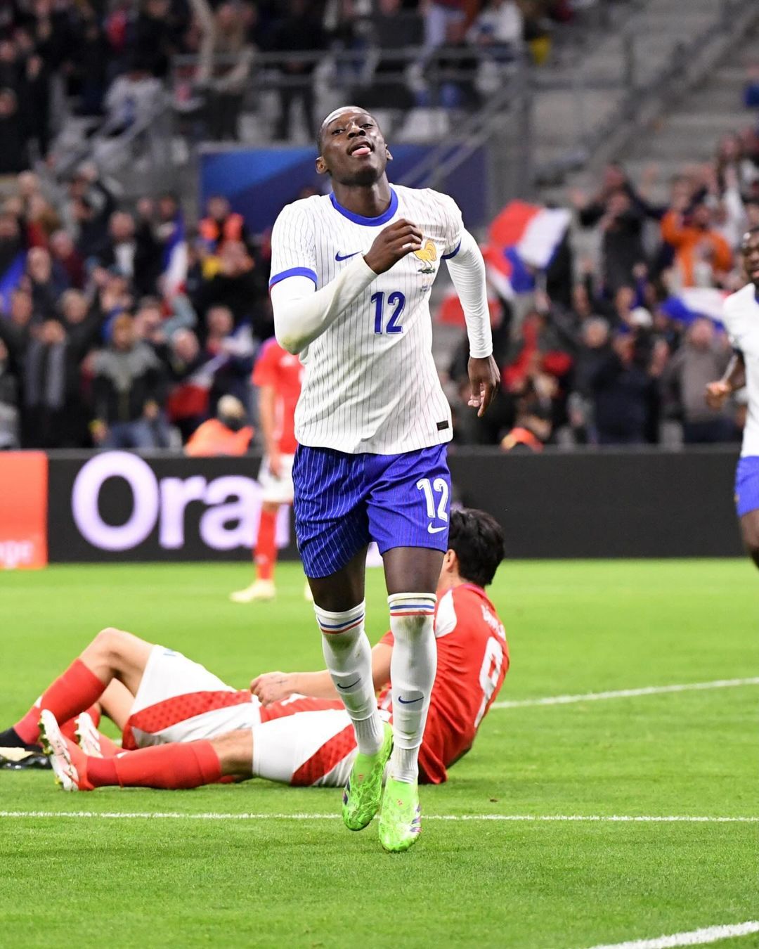 友谊热身赛,法国,智利,姆巴佩,吉鲁,破门,马文穆阿尼, La Roja, Équipe de France de football