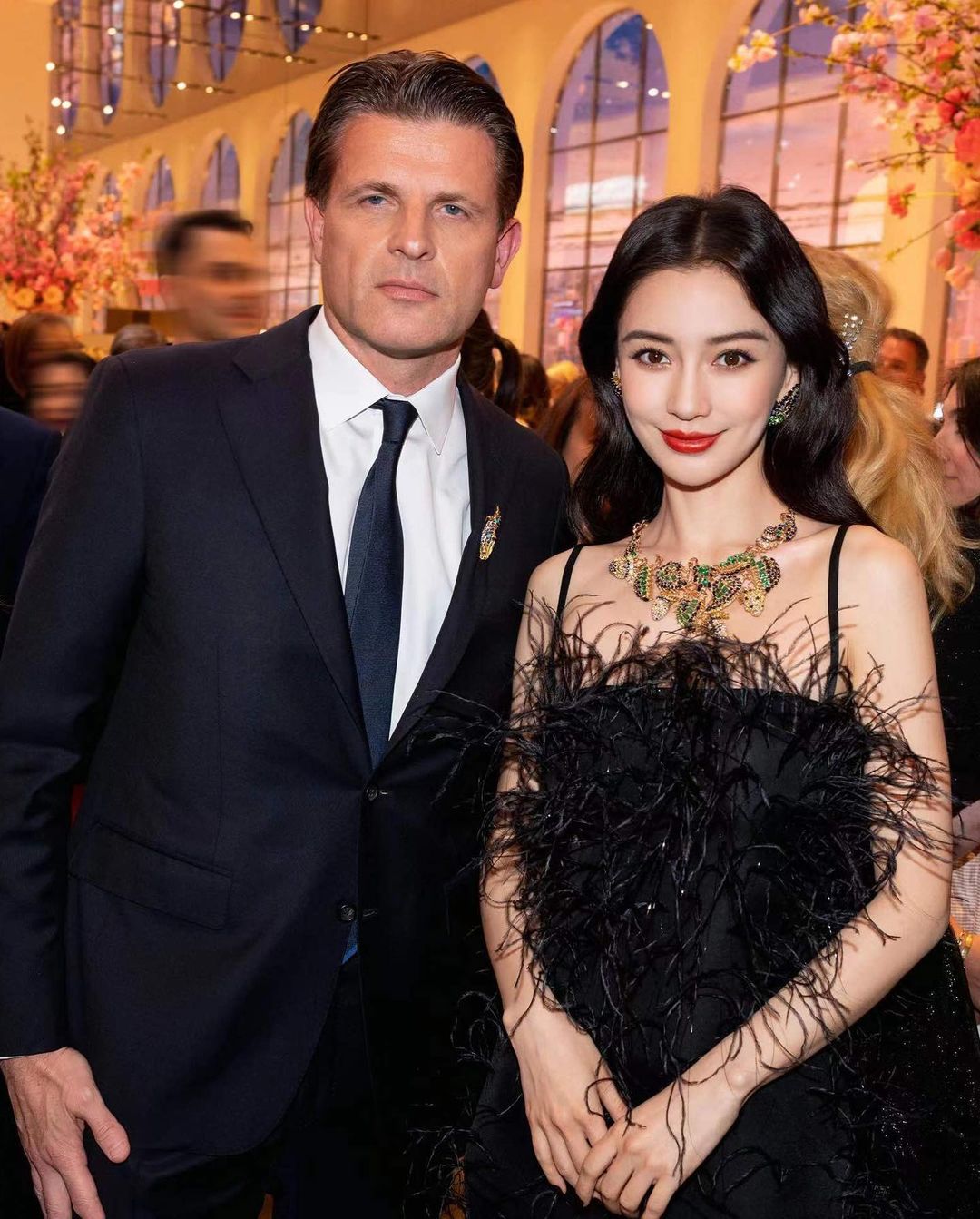 友情转化爱情,Angelababy,范冰冰旧爱,男星李晨, 康熙来了, 奔跑吧兄弟,杨颖, 李晨杨颖官宣