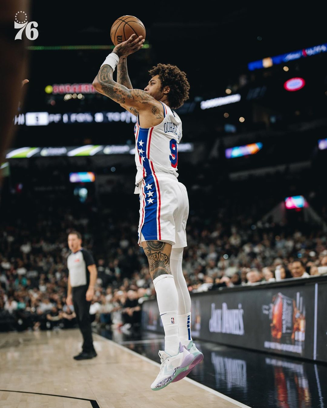 文班亚马,创历史第1,创纪录, NBA常规赛,76人,马刺,恩比德, 马克西