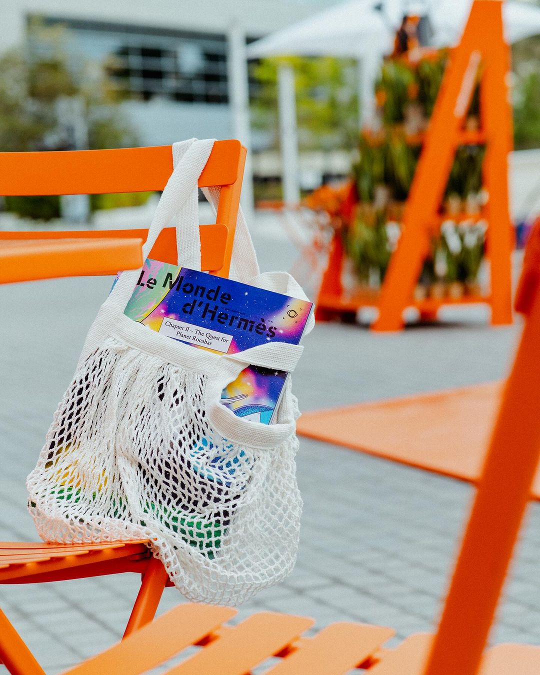 爱马仕,书报亭,杂志《Le Monde d’Hermès》